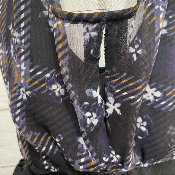 SIMPLY VERA VERA WANG | Black & Navy Multimedia Floral Print Dress with Slip - Picture 3 of 17